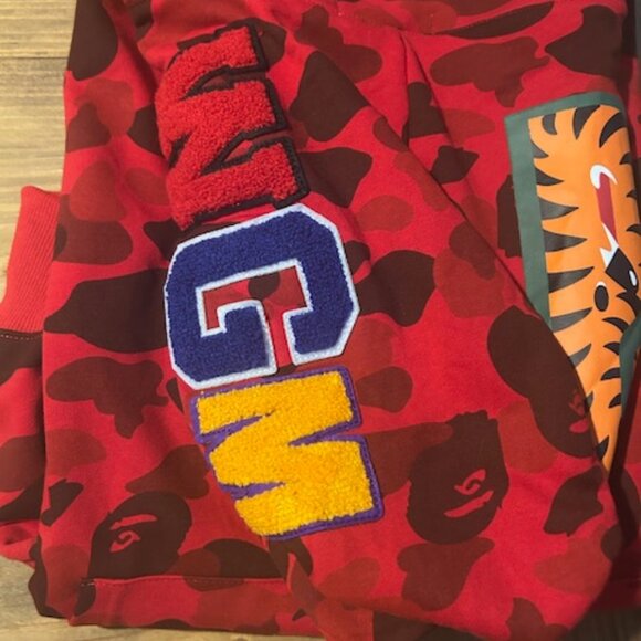 BAPE Color Camo Shark Full Zip Hoodie Red - Picture 4 of 8